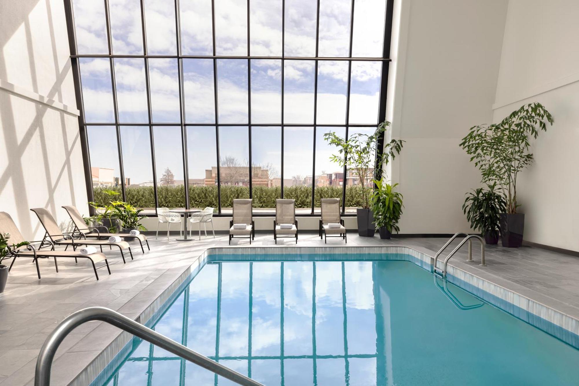 Renaissance Denver Hotel & Conference Center Экстерьер фото