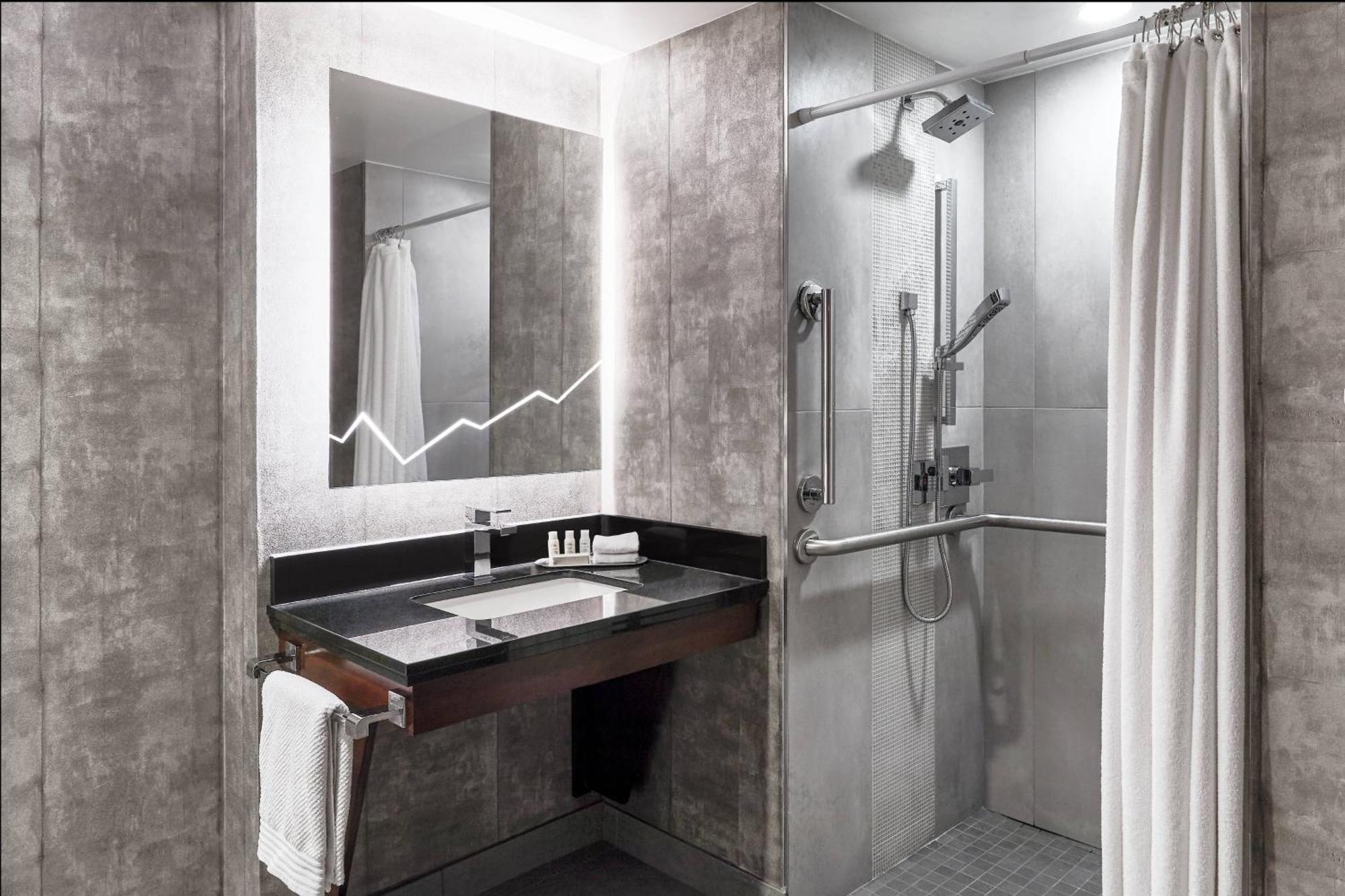 Renaissance Denver Hotel & Conference Center Экстерьер фото